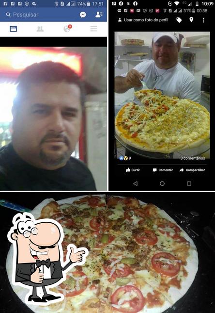 See this picture of Papito's Pizzaria