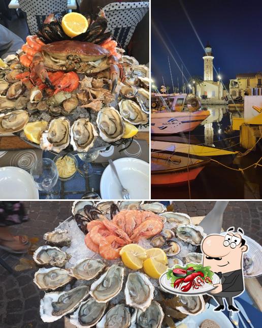 Prenez des fruits de mer à L'Aquarium