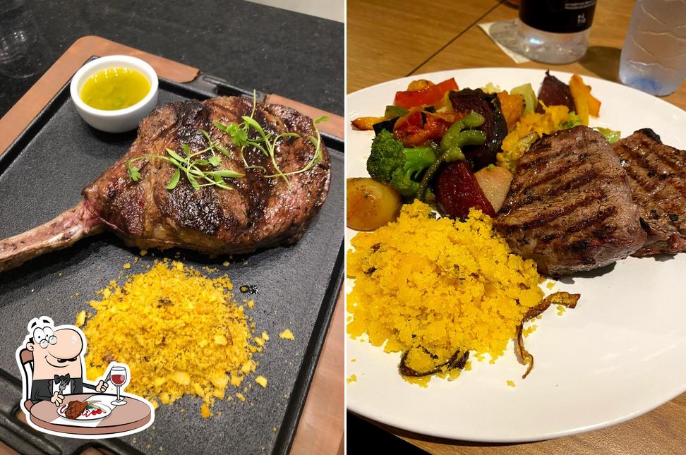 Peça pratos de carne no El Costeño Carnes Nobres Restaurante