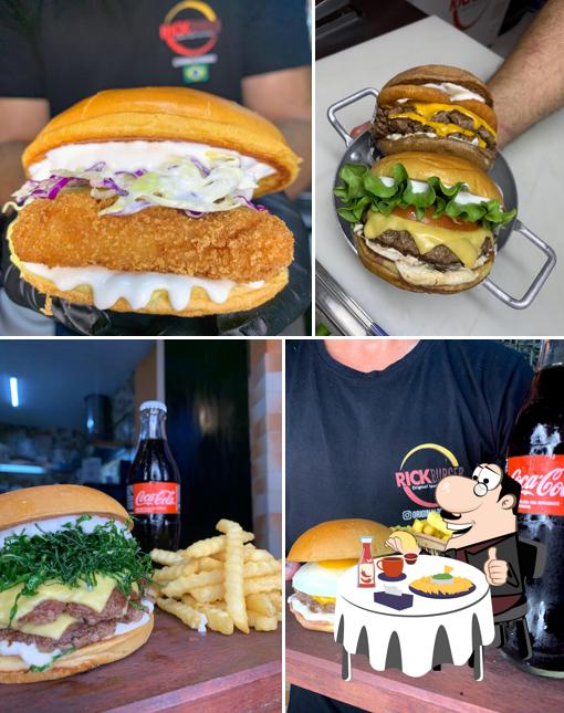 Os hambúrgueres do Rick Burger Brasil Foods irão saciar diferentes gostos