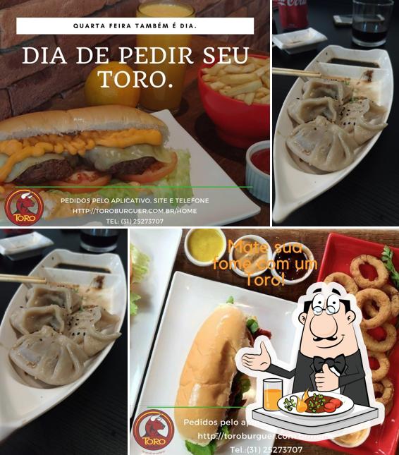 Comida em Toro Burguer