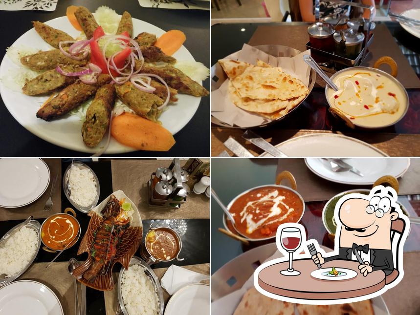 Platos en Soul Curry Restaurant & Bar Family Restaurant Indian food in Phuket Patong