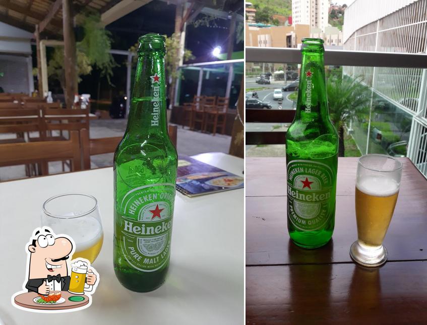 Você pode tomar um copo de cerveja leve ou escura