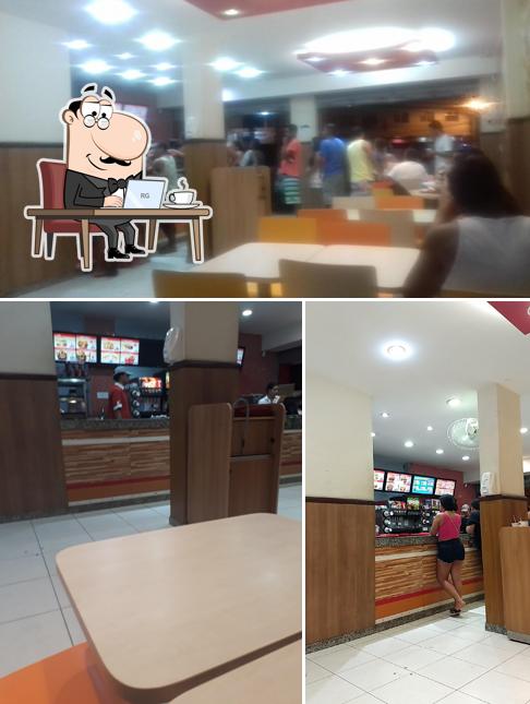 O interior do Bob's Burger - Saquarema