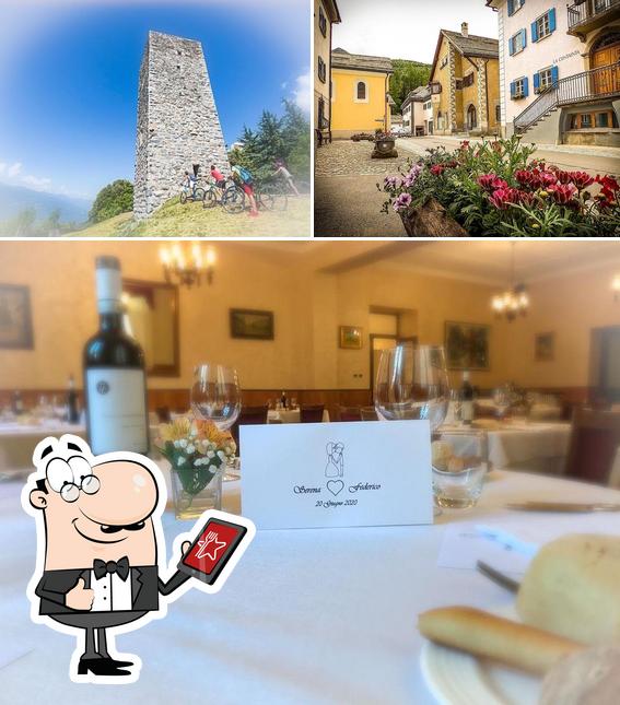 Tra le varie cose da Combolo Hotel e Ristorante si possono trovare la esterno e vino