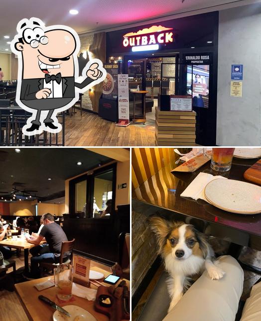 O interior do Restaurante Outback Steakhouse