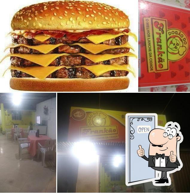 Look at the pic of Frankão hamburgueria