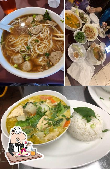 Pho Lao provides a selection of sweet dishes