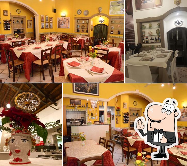 Voir cette image de Ritrovo La Piazzetta - Ristorante a Caltagirone