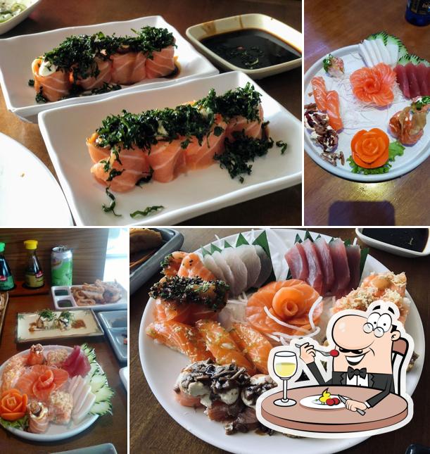 Comida em Yosugiru Sushi - Alphaville