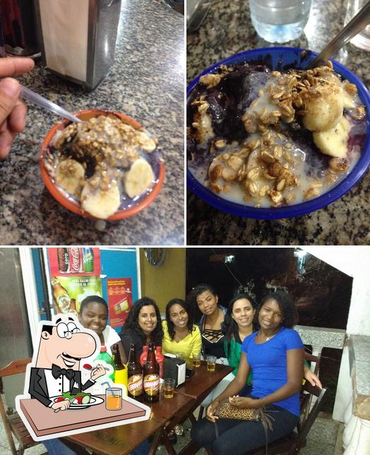 O Açaí Do Silas se destaca pelo comida e interior