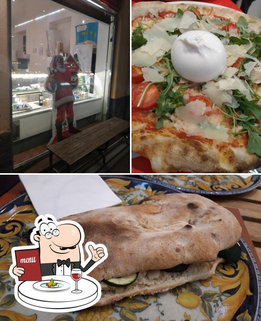 Comida en Pizza Napoli