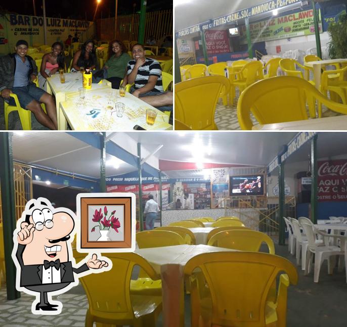 O interior do Bar do Luiz Maclawdy