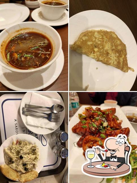 Food at Food Gully By Sarovar