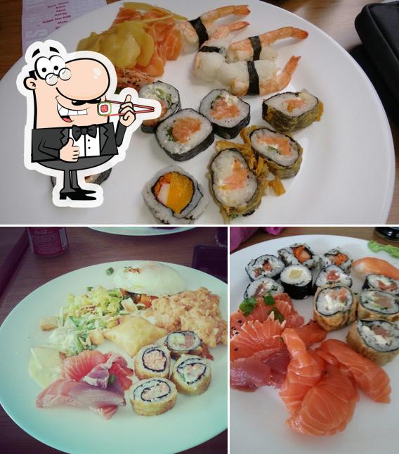 Escolha diferentes opções de sushi