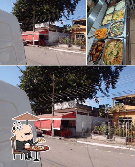 O Restaurante Sabor Mineiro se destaca pelo exterior e comida