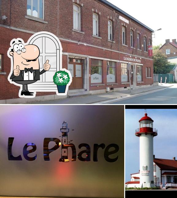 L'extérieur de Le Phare