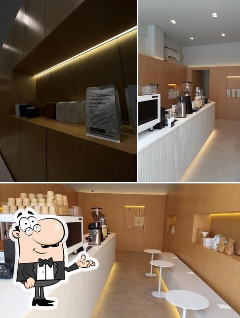 Veja imagens do interior do The Coffee