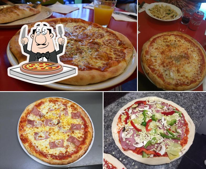 Try out pizza at PIZZA ART
