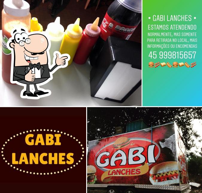 Look at this pic of Gabi Lanches