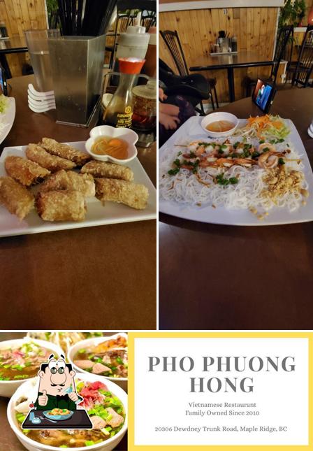 Еда в "Phở Phượng Hồng Vietnamese Restaurant"