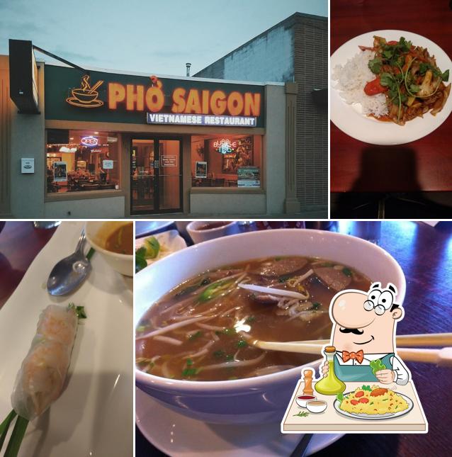 Food at Pho Saigon