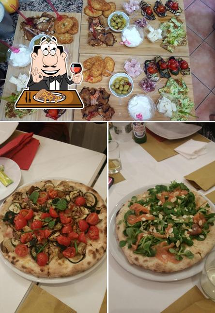 Prova una pizza a White. Pizza & Food