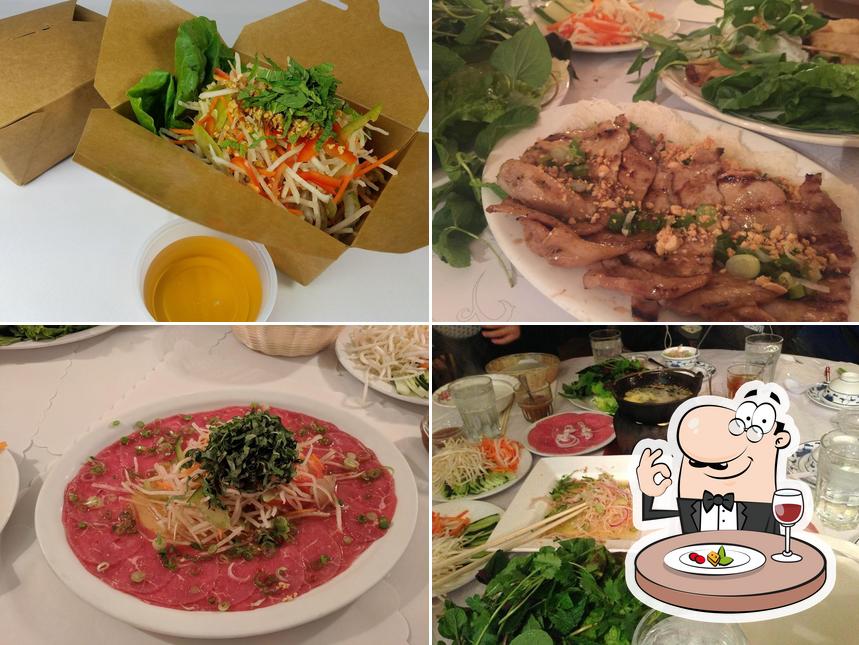 Еда в "Anh Hong"