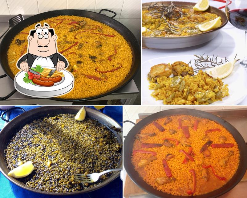 Meals at Pollos Asados Alymar, ELDA
