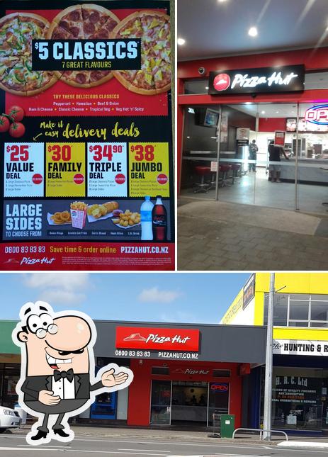 Look at this picture of Pizza Hut Gisborne