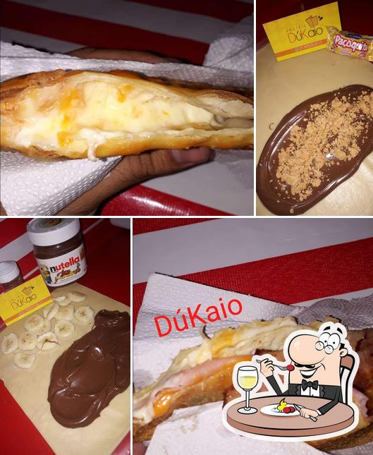 Comida em Pastéis DúKaio