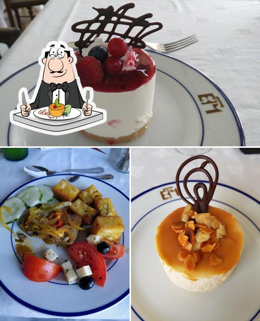 Food at Restaurante do Hotel Escola
