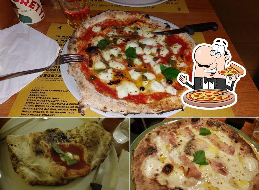 A O' Pazzariello Pizzeria, puoi provare una bella pizza