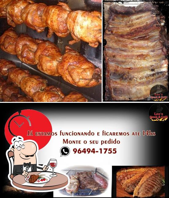 Escolha pratos de carne no Leo's Steak & Grill