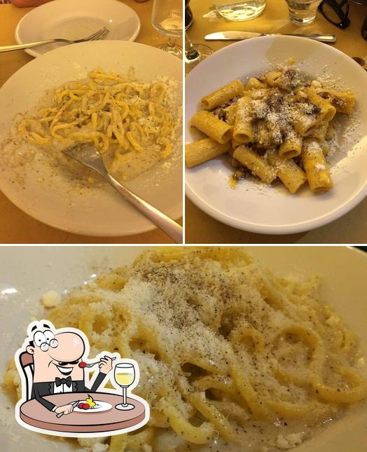 Cibo al Trattoria Etruria 39