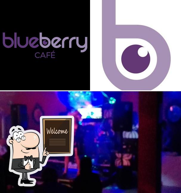 Vedi la foto di Blueberry Café