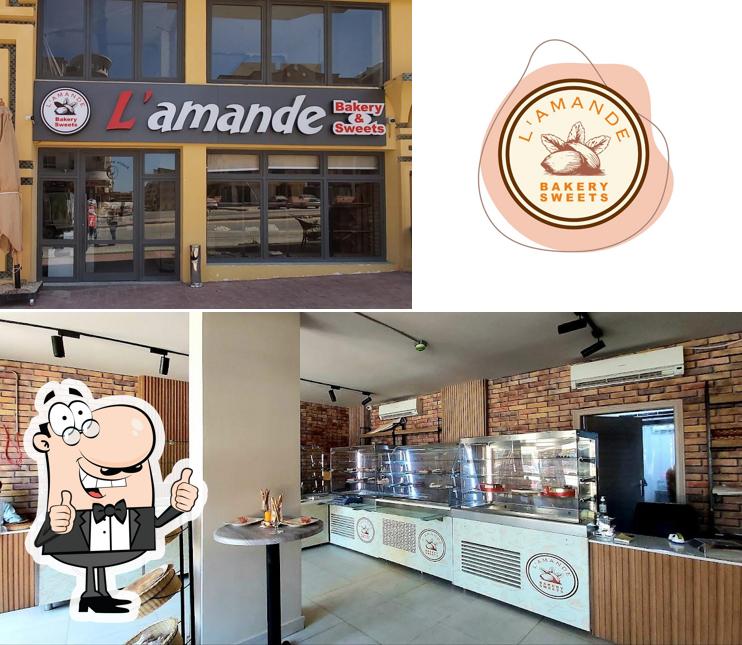 Regarder cette photo de Lamande Bakery and Sweet