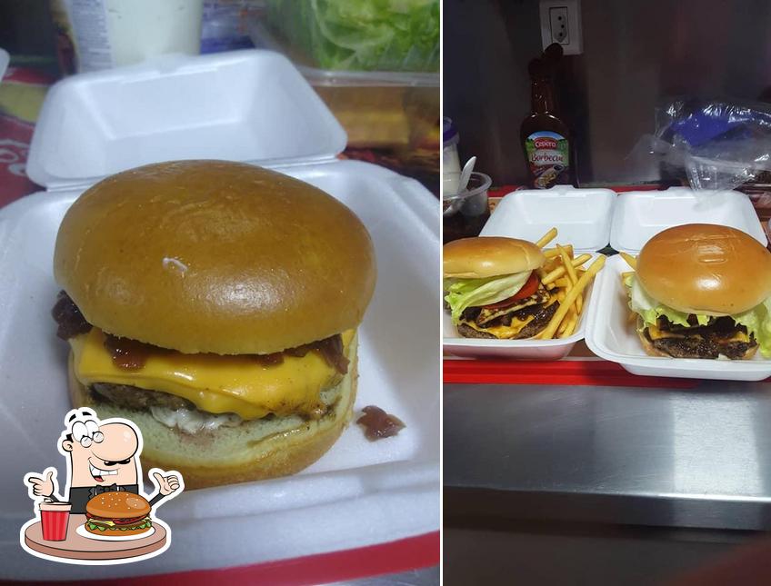 Treat yourself to a burger at Mister Burger Osório Osório RS