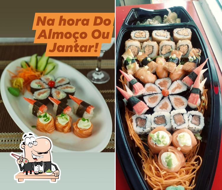 Rolos de sushi são servidos no Oriental Truck - Comida chinesa e japonesa Olinda