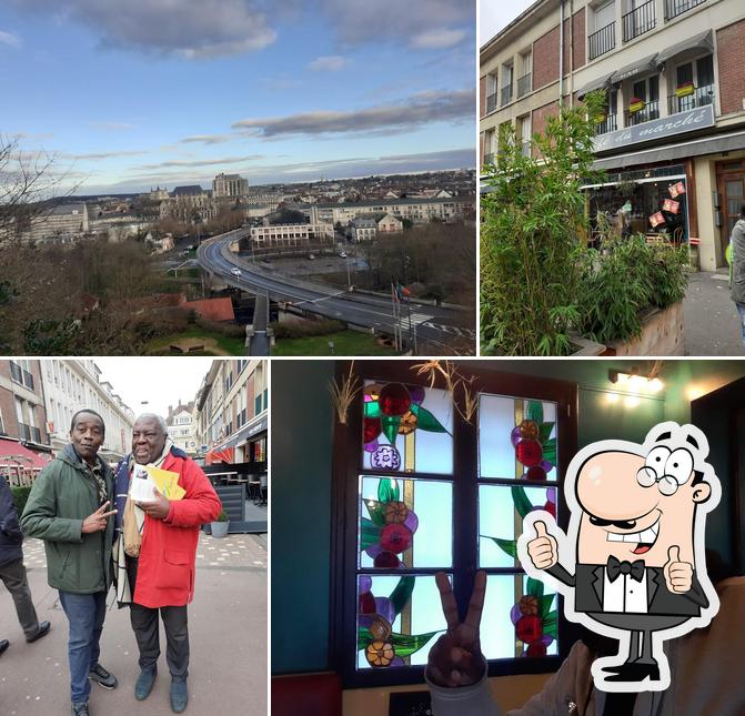 Regarder cette photo de Café Du marché