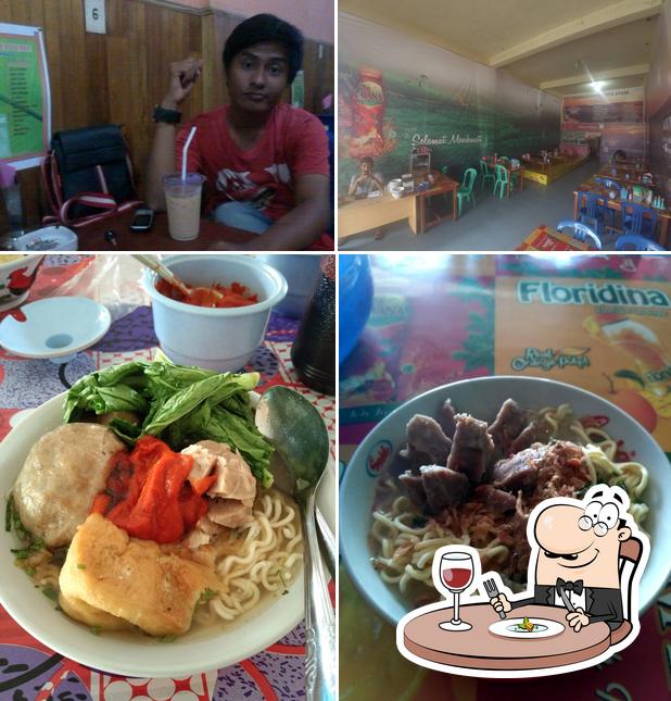 Restaurante Bakso Jumbo Pakdhe Indonesia Opiniones Del Restaurante