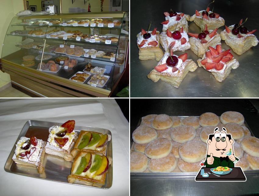 Platti al Pasticceria La Foglia