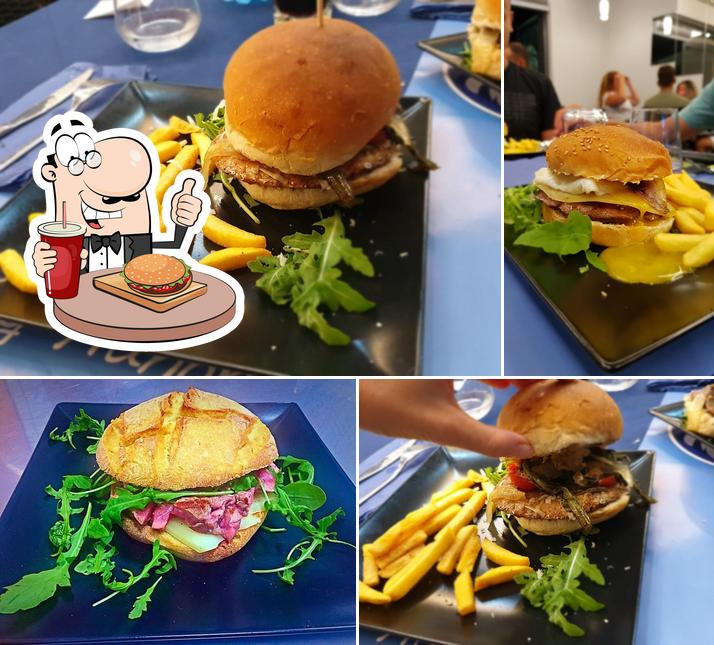 Prova un hamburger a Bluoltremare Ristorante