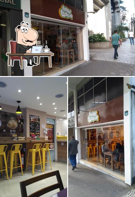 O interior do Hareburger