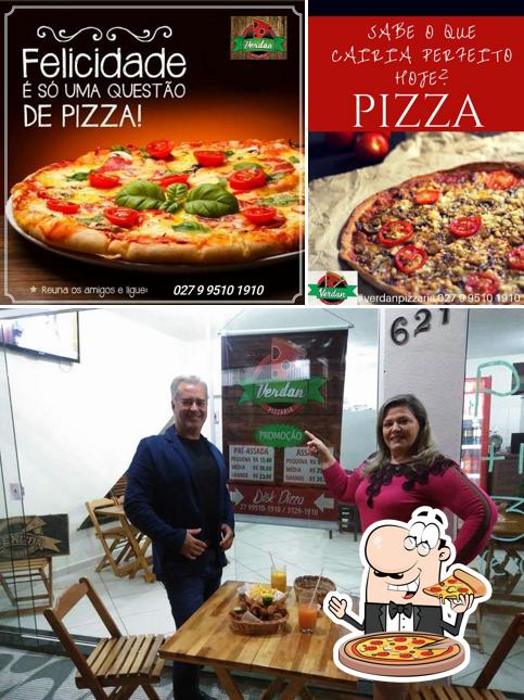 Peça diferentes tipos de pizza