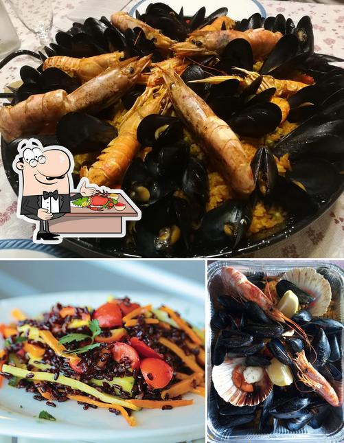 Try out seafood at Caffè puntozero