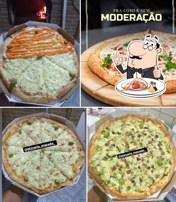 Peça diferentes variedades de pizza