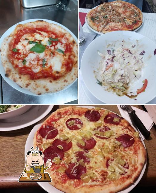 Bestellt eine Pizza bei Italia Antica Berching