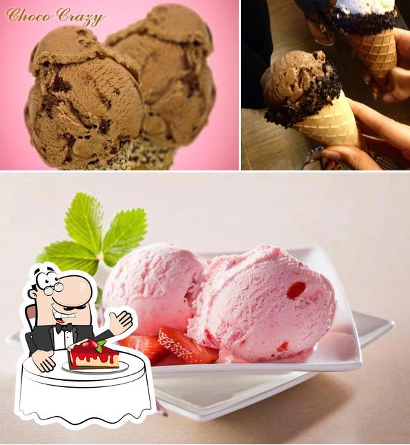 Zero Degree Ice Cream Parlour Mumbai 3 Malaviya Road Vile Parle   C658 Zero Degree Ice Cream Parlour Dessert 1 