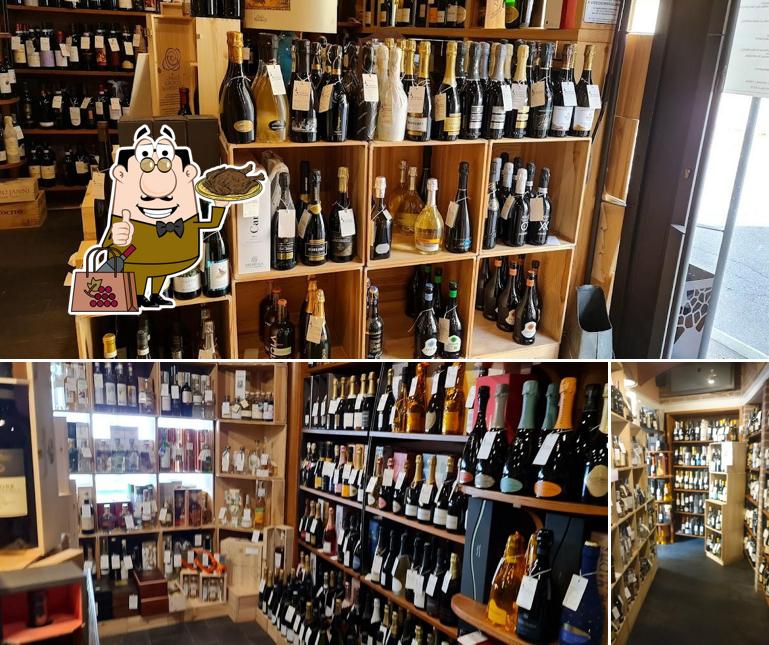 Prova il vino di Enoteca Vago - Enoteca dei Fedel